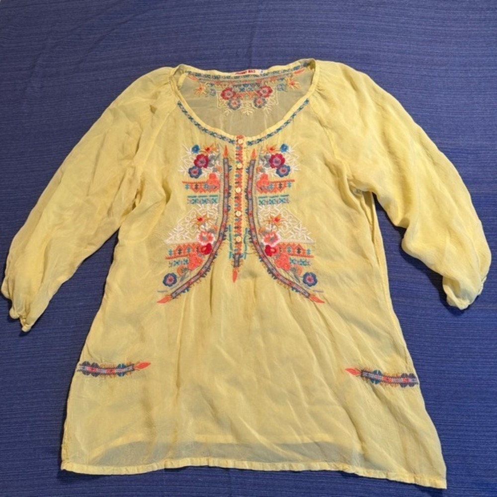 Johnny Was Yellow Embroidered Cupra Rayon Tunic Blouse C82753 Womens Medium